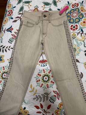 Alice + Olivia Beige Skinny Jeans with Studded Side Trim
